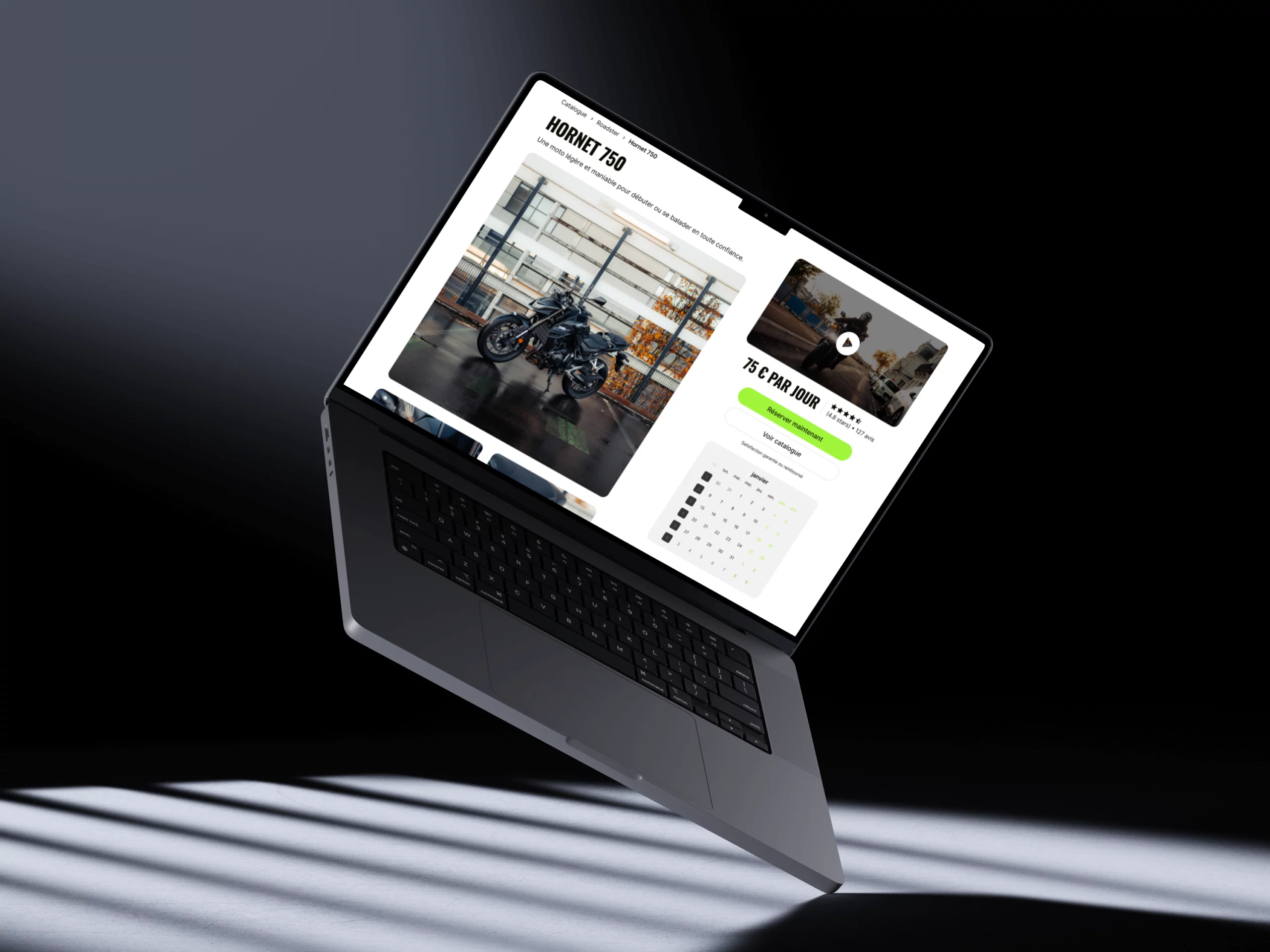 macbook presentant un site internet pour une agence de location de moto réalisé par notre agence de communication à Montberon